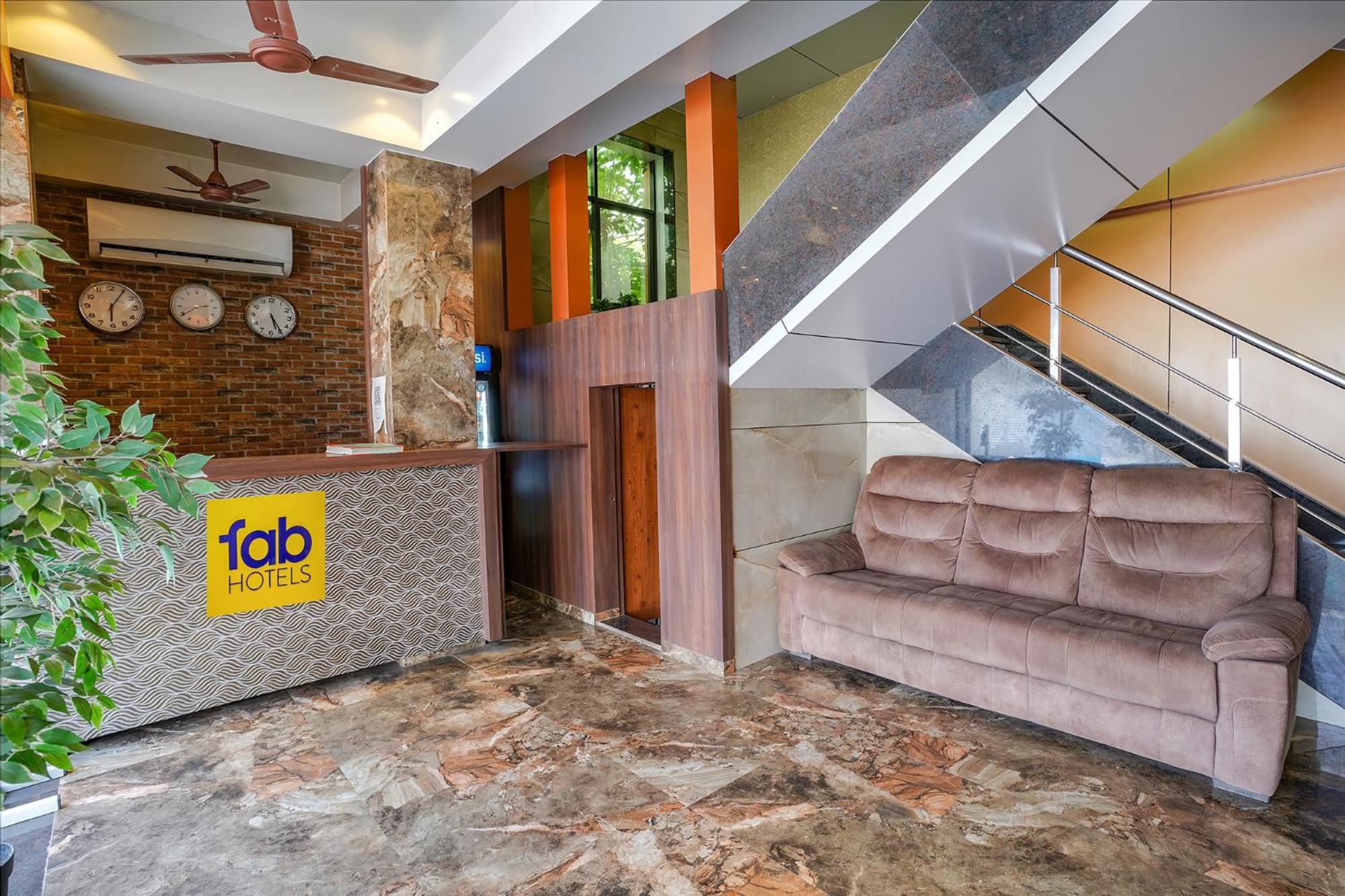 Fabexpress Super 7 Inn - Nr Rabale Station Нави Мумбаи Экстерьер фото